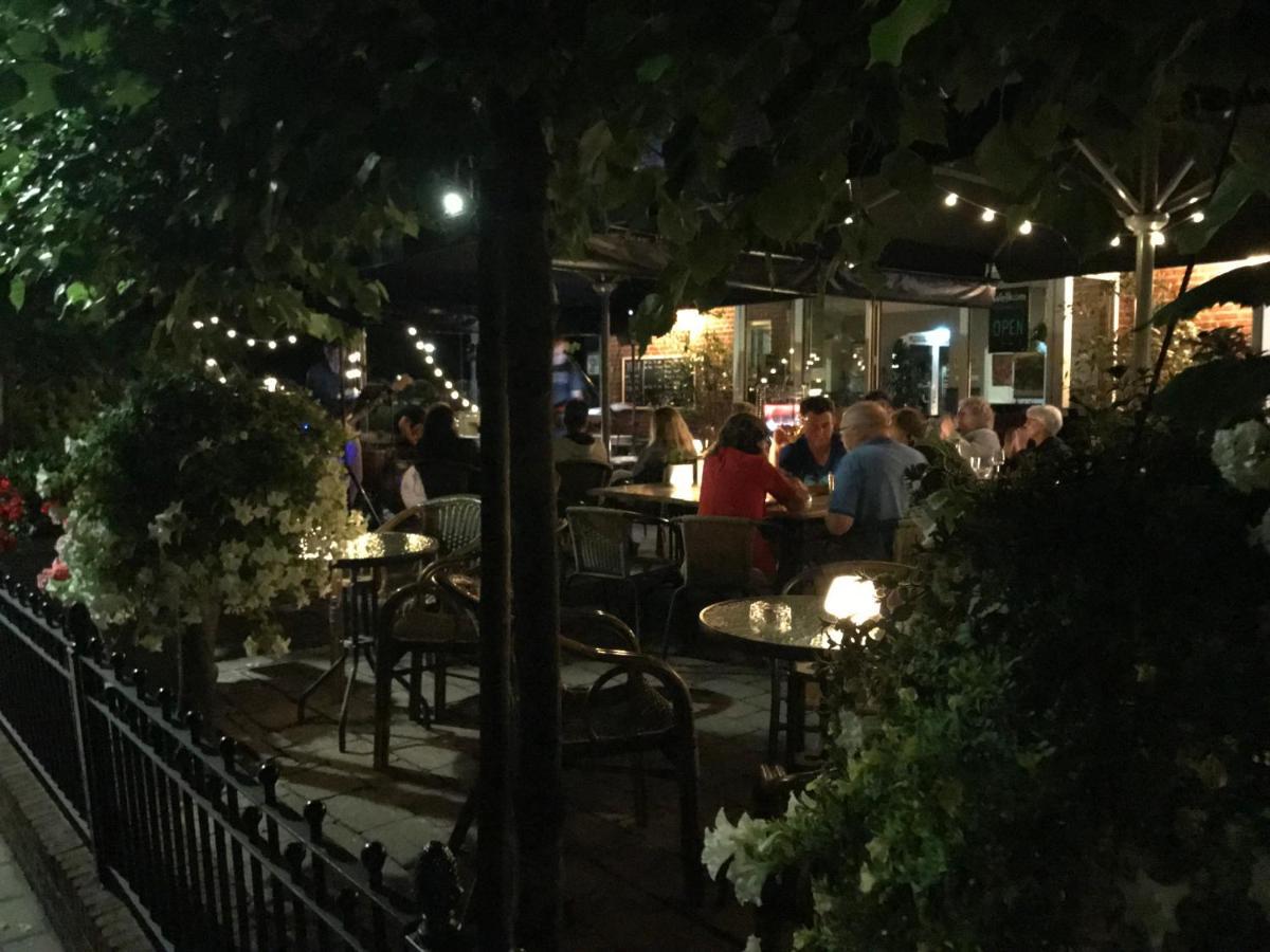 Hotel Restaurant In D'Ouwe Peel Helenaveen Kültér fotó