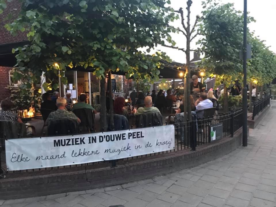 Hotel Restaurant In D'Ouwe Peel Helenaveen Kültér fotó